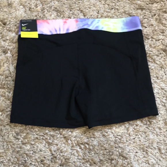 Nike Women’s 3” Tie-Dye Pro Shorts-NEW - Picture 2 of 6